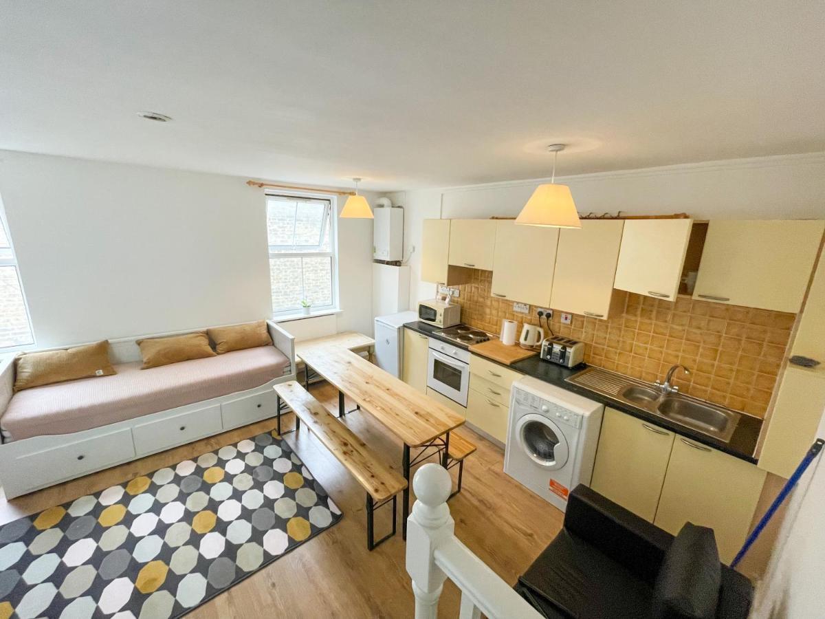 134 Kilburn Road Apartment Londen Buitenkant foto